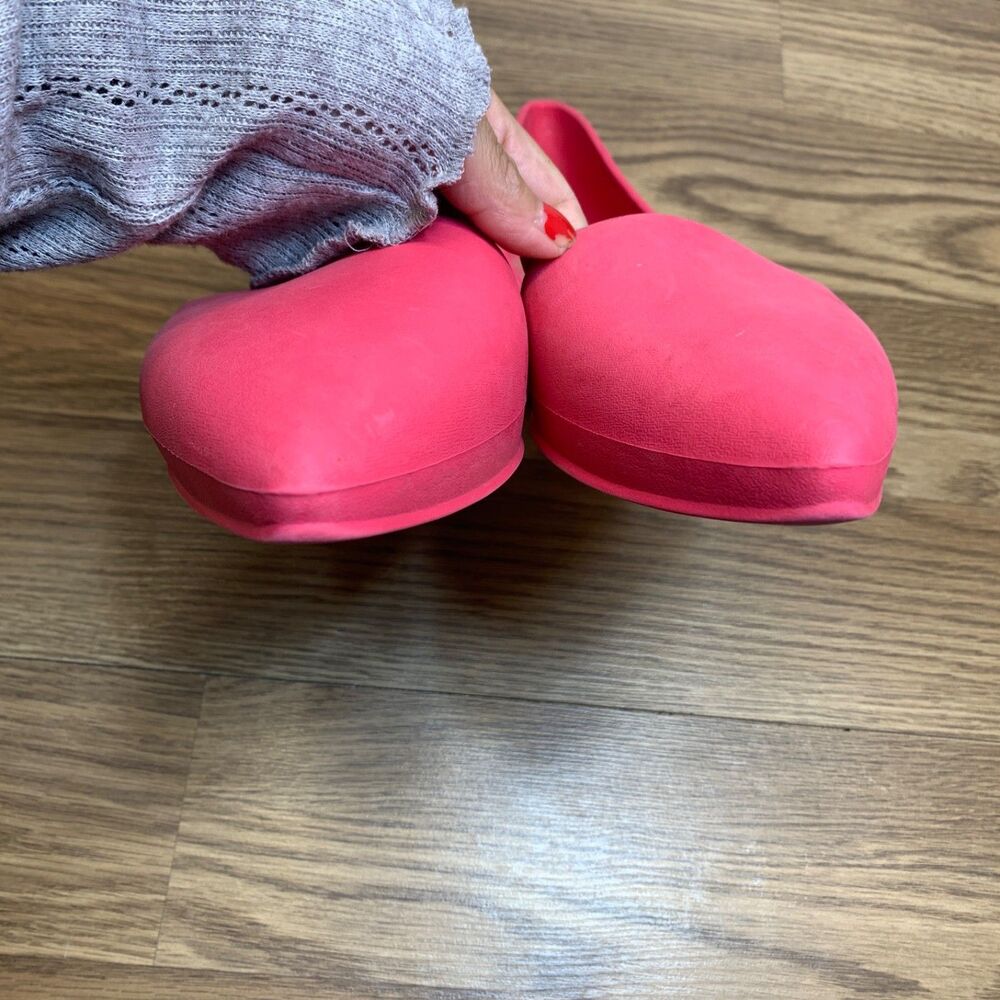 Native Sandals Classic Slip on Flats Pink Rubber Size 11 - Picture 5 of 8